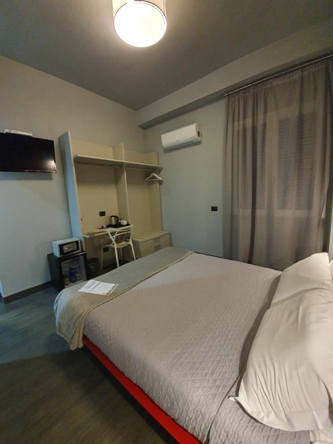 Alma Hotel Palermo Luaran gambar